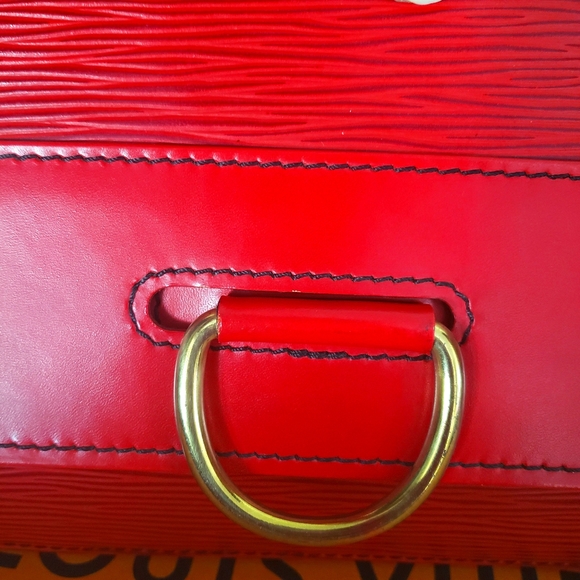 SOLD - Picture 2 of 12